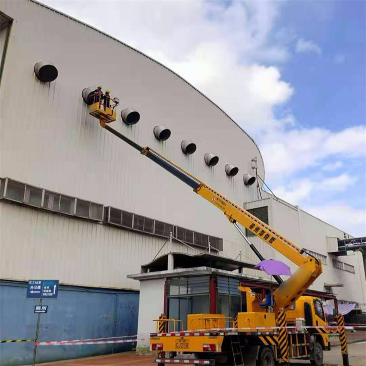 仁寿高空作业车出租服务：专业广告牌安装解决方案